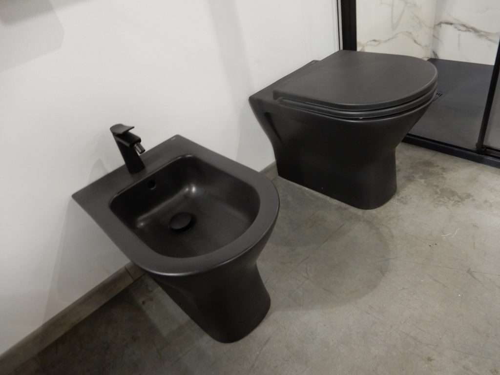 sanitari resort neri