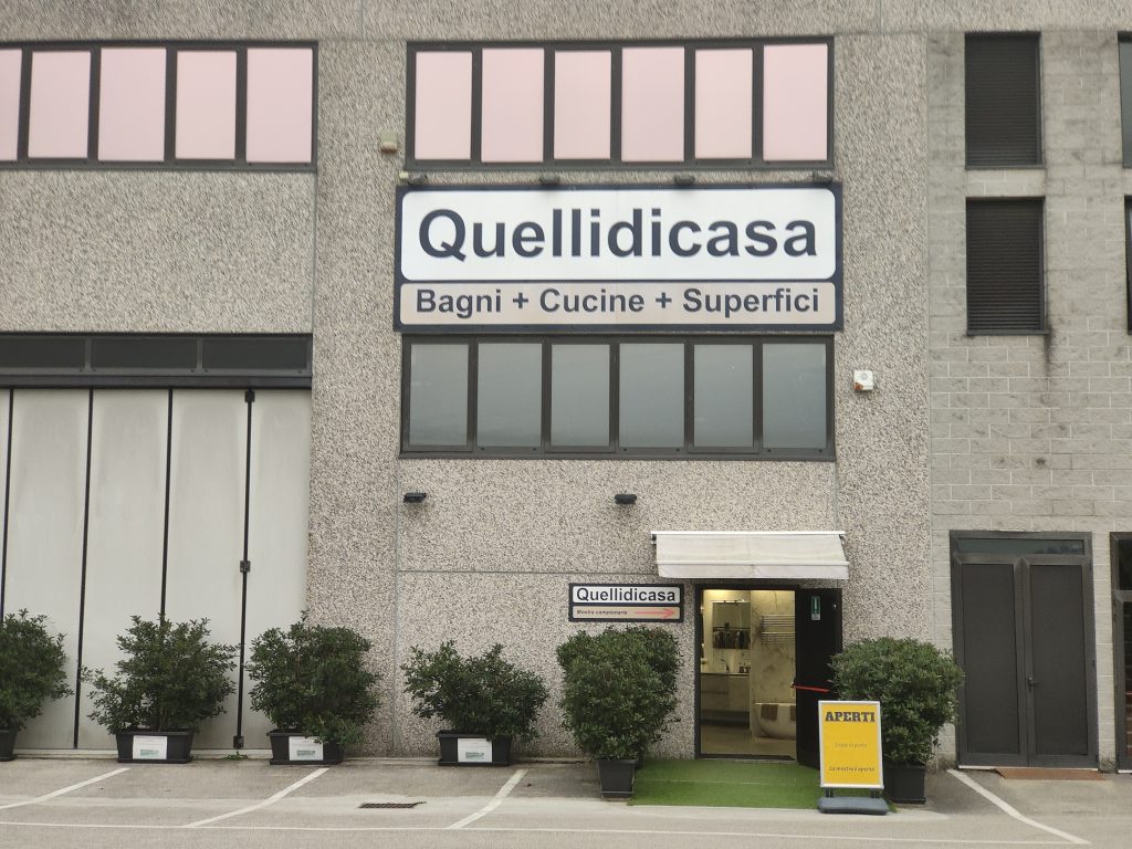 Quellidicasa, la sede di Marcon vista dalla tangenziale