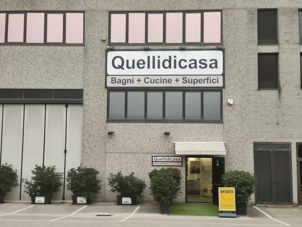 Quellidicasa, la sede di Marcon vista dalla tangenziale