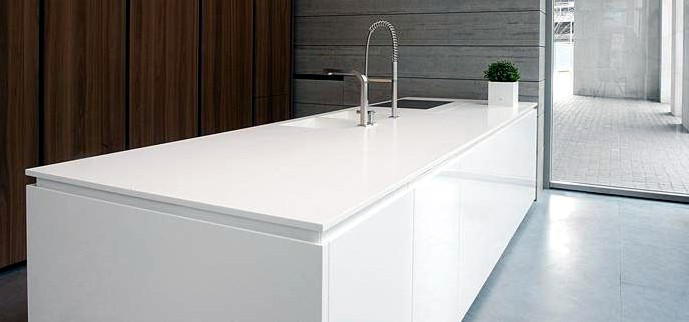 piano top cucina corian soli surface