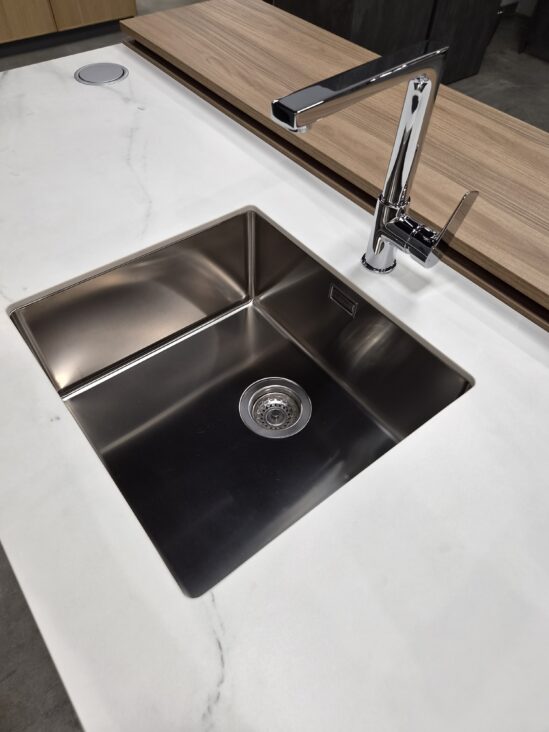 lavello cucina con isola offerta Menta c2